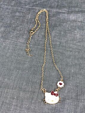 💖 Hello Kitty necklace